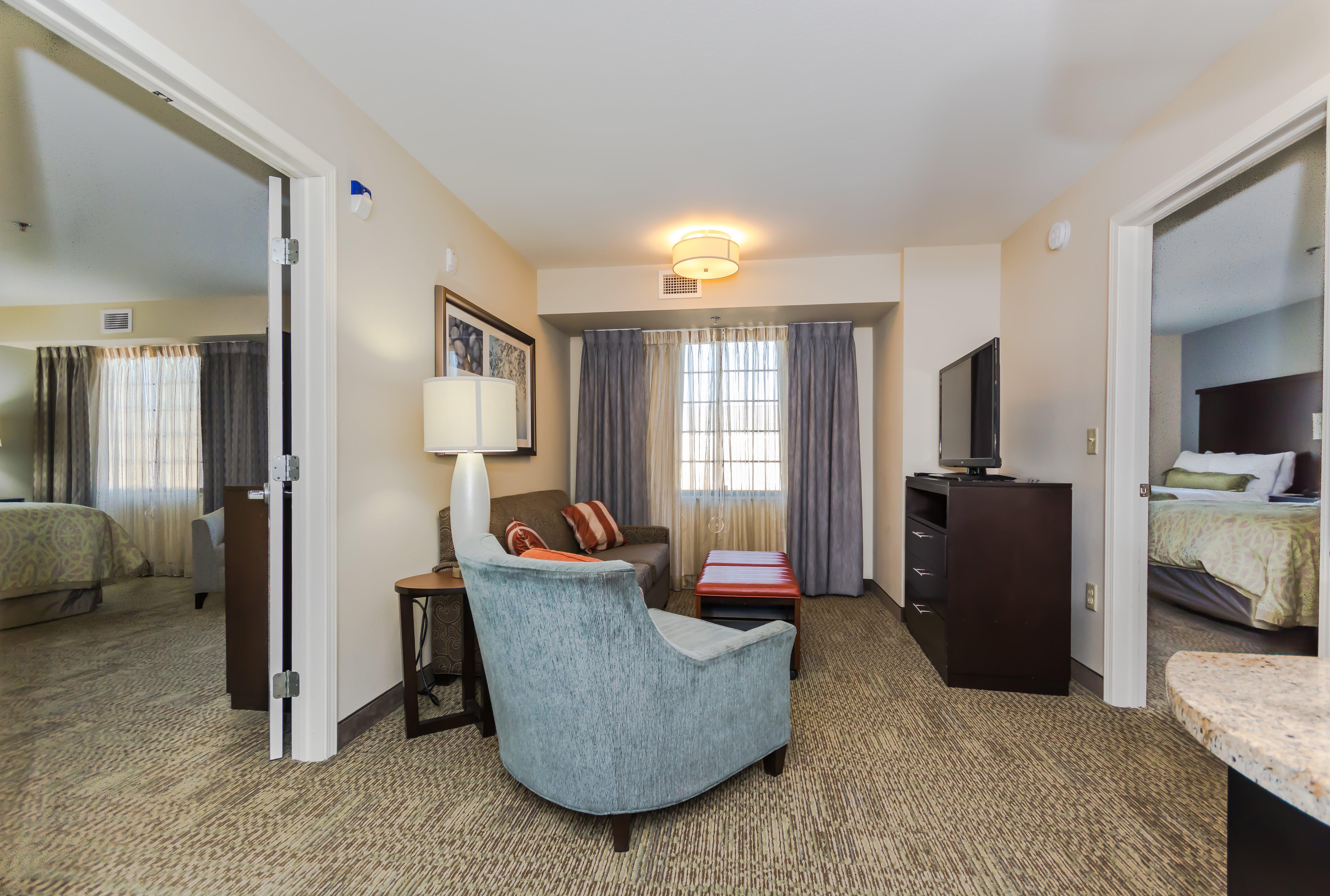 Staybridge Suites Grand Forks By Ihg Exterior photo